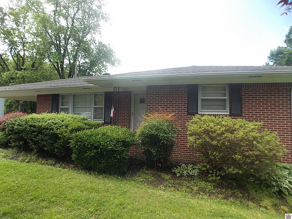 2nd image of 528 Elm St