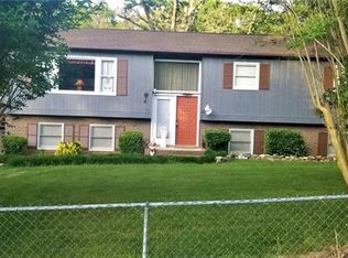 715 Sharon Dr, Statesville, NC 28625