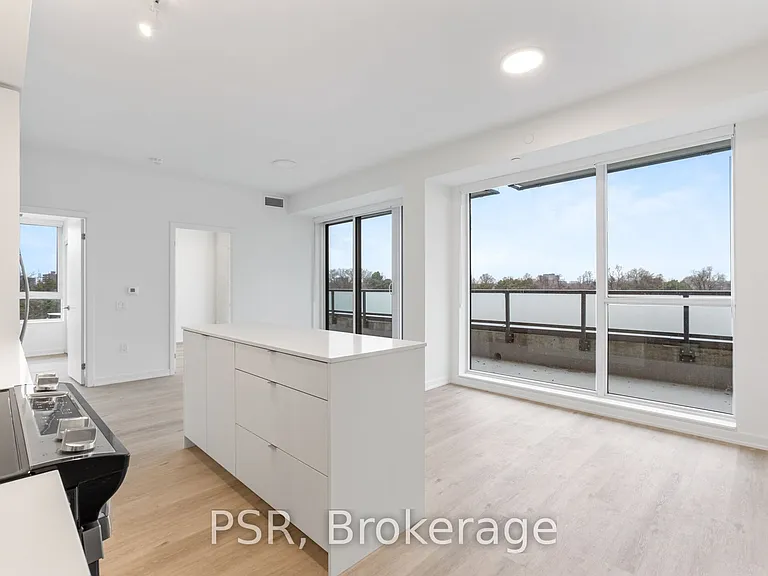 4365 Bloor St W #509 — Photo 1