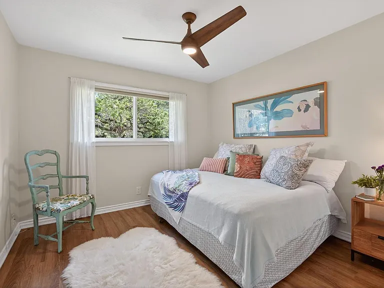 525 S Ventura St — Photo 16