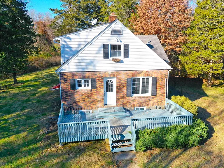 443 Benson Rd — Photo 1