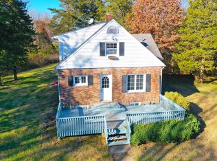 443 Benson Rd, Middlebury, CT 06762