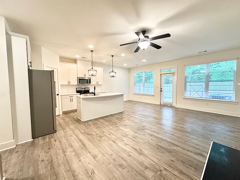 319 Auburn Valley Way — Photo 9