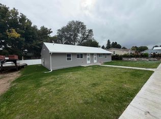 612 E 3rd St, Paxton, NE 69155