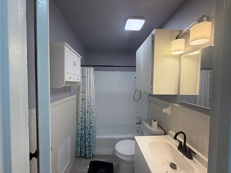 510 Gay St — Photo 16