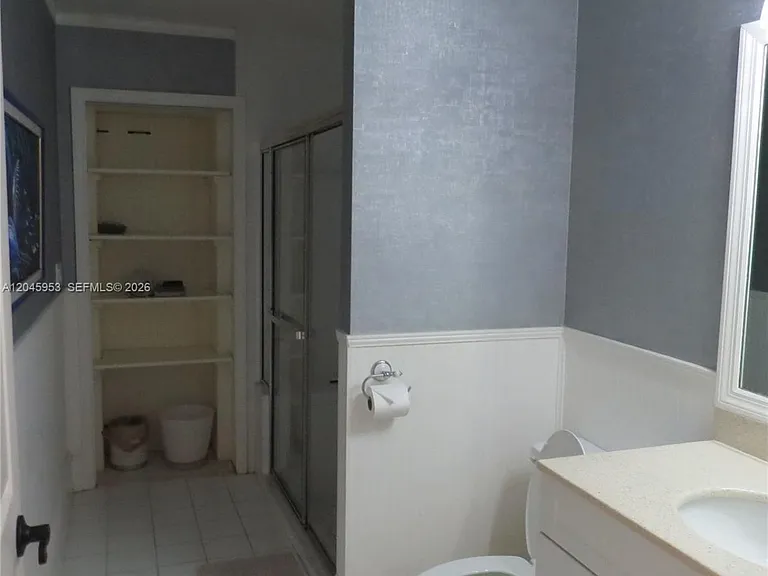 542 N Cypress Dr #542 — Photo 7
