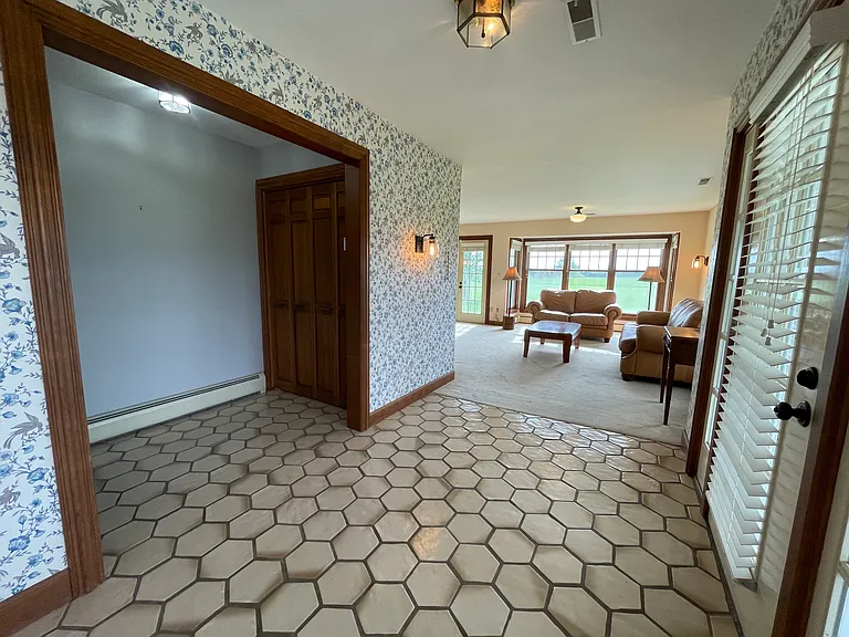 4770 Sheldon Rd — Photo 4