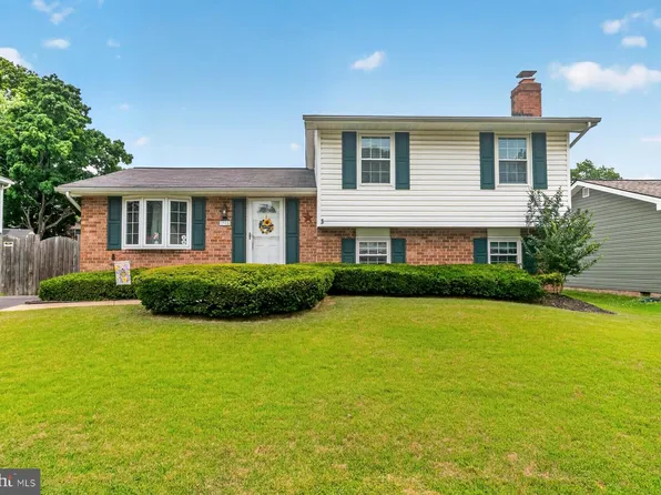 7915 Kings Bench Pl, Pasadena, MD 21122