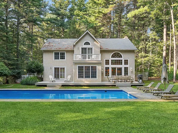 104 Bull Path, East Hampton, NY 11937
