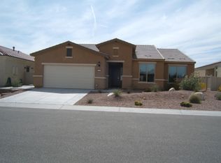 11498 Cascade St, Apple Valley, CA 92308