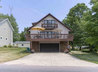 6410 W Orland Rd, Angola, IN 46703