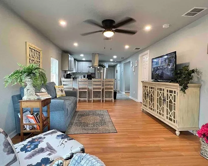 115 San Salvador Ave — Photo 5
