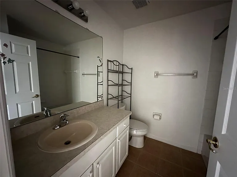 4795 Cumbrian Lakes Dr — Photo 21