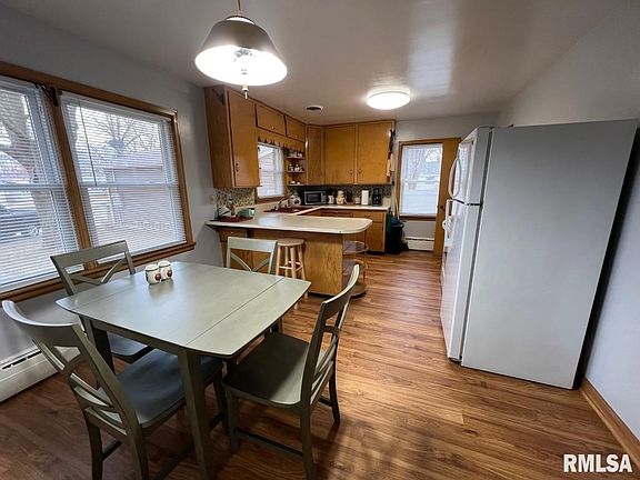4th image of 2809 Bellevue Ave
