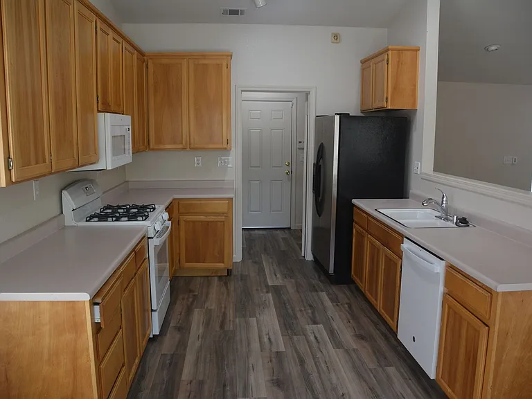 5163 Tehachapi Way — Photo 8