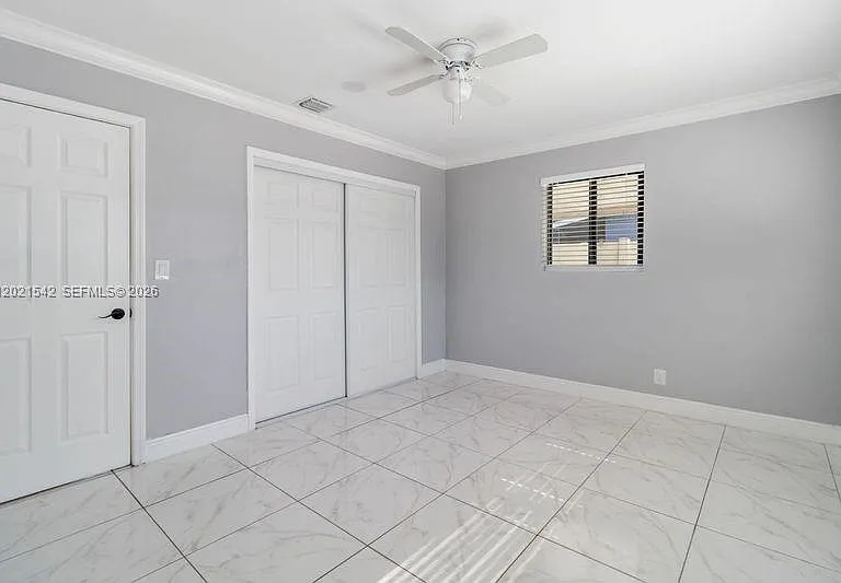 913 SW 49th Ave — Photo 19