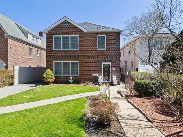 316 Pennyfield Avenue, Bronx, NY 10465