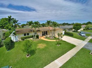 1840 NW 107th Ave, Pembroke Pines, FL 33026