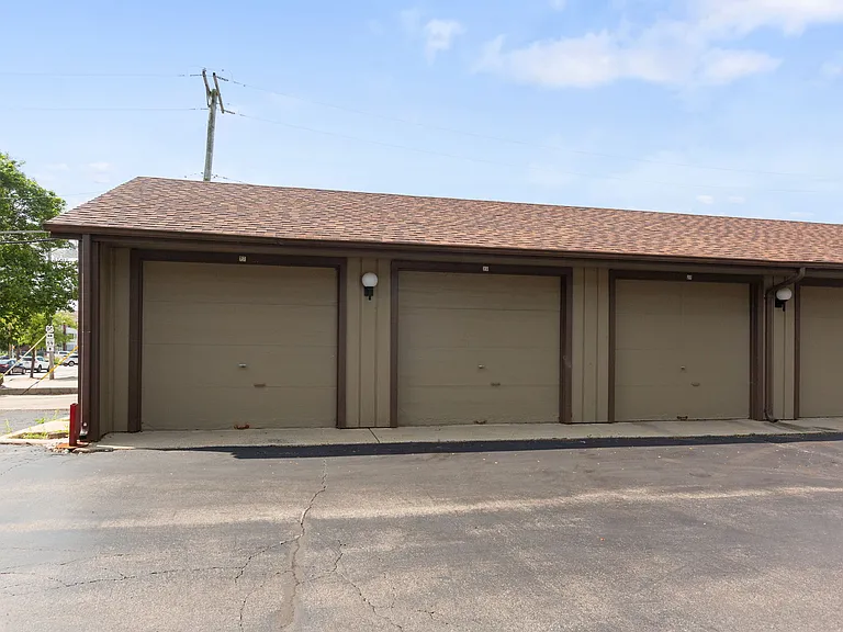 620 Hough St #A — Photo 21