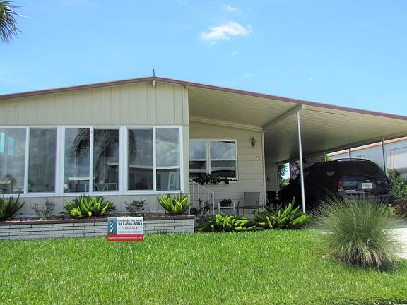 4th image of 74 La Costa Dr