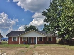 808 McCulloch St APT A, Beebe, AR 72012