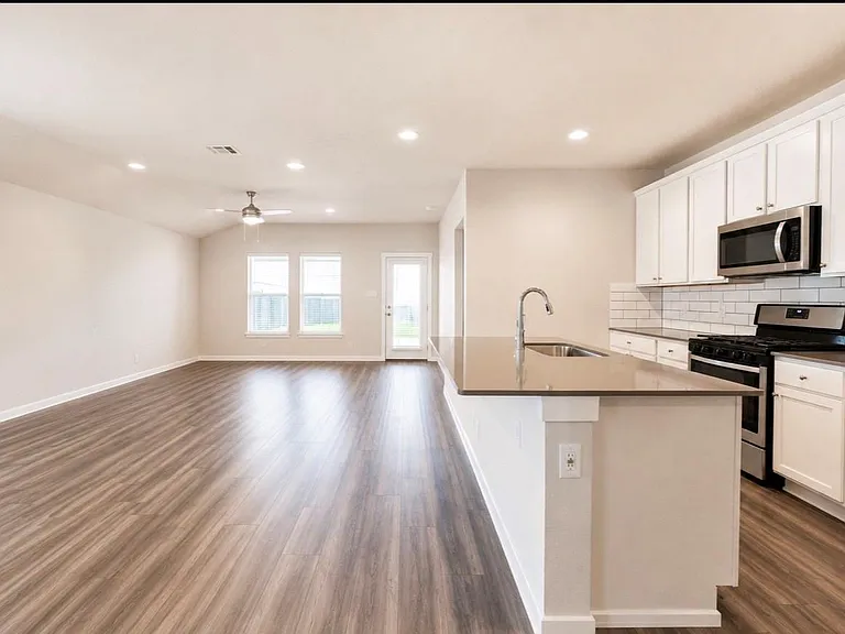 7323 Teton Creek Trce — Photo 4