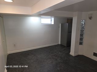 142-10 248th St, Rosedale, NY 11422