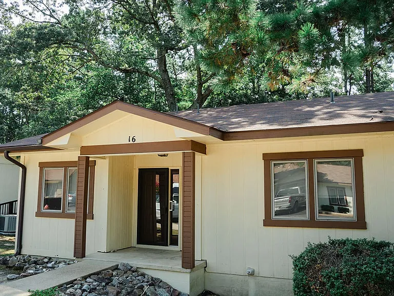 16 Lindsay Ln — Photo 19