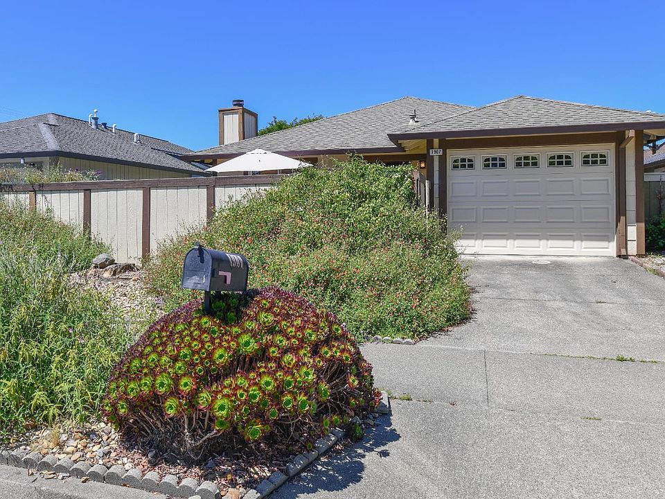 1st image of 1907 Genoa Place