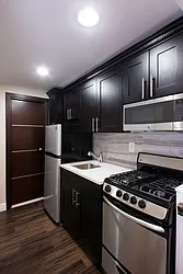 Rented by R New York