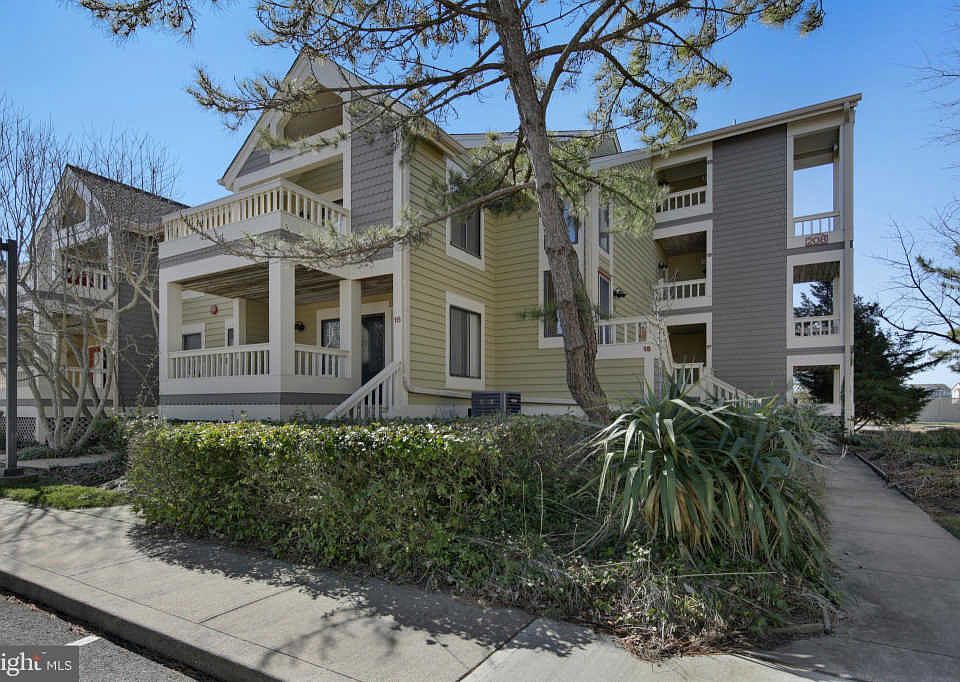 1st image of 208 N Heron Dr #20817E
