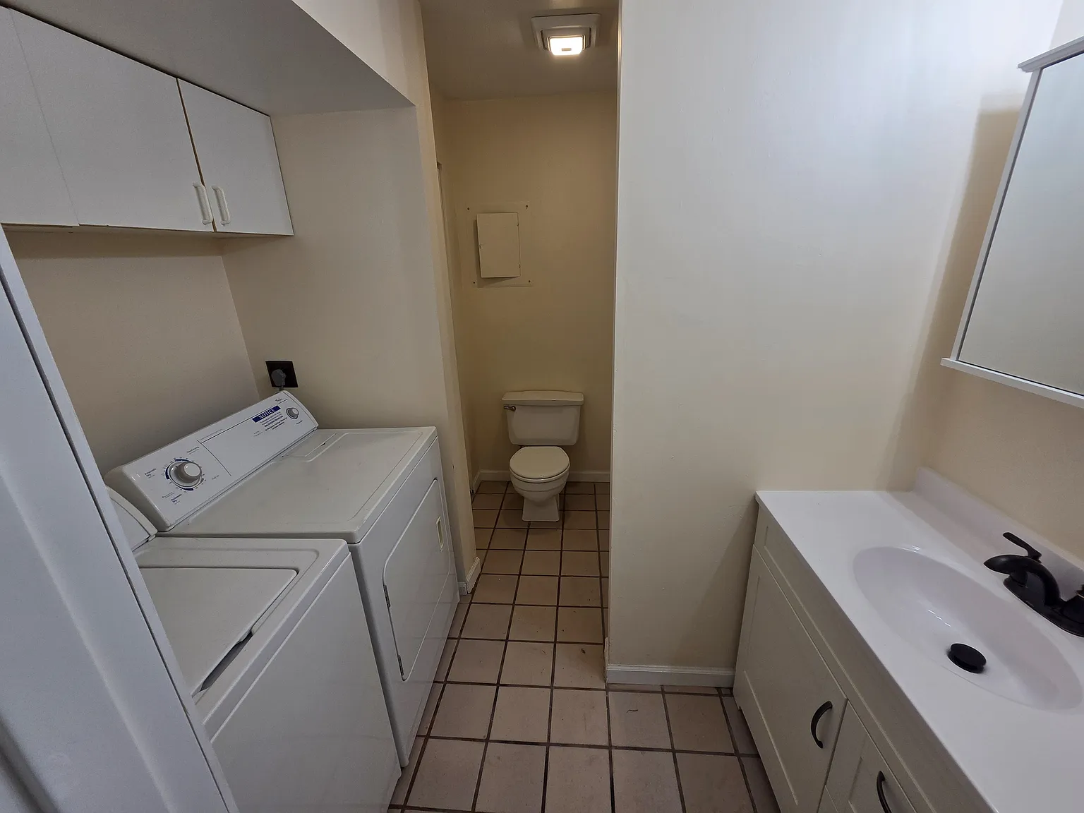 2 bed, 1.5 bath, 650 sqft, $1,200 — Photo 3