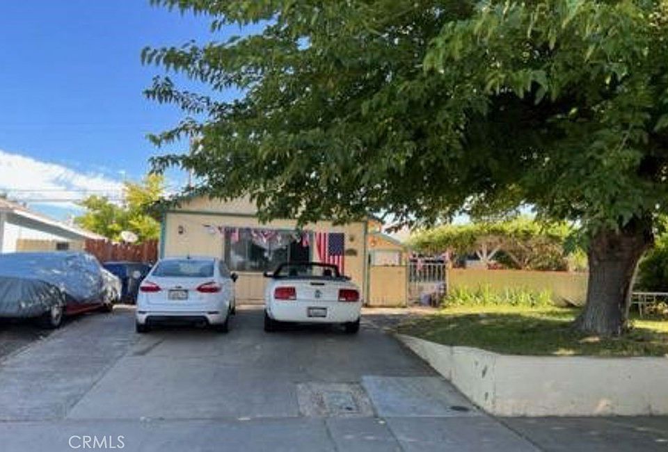 1st image of 181 Fairbanks Ave