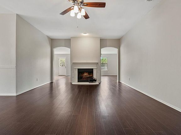 4th image of 501 Ame Ln