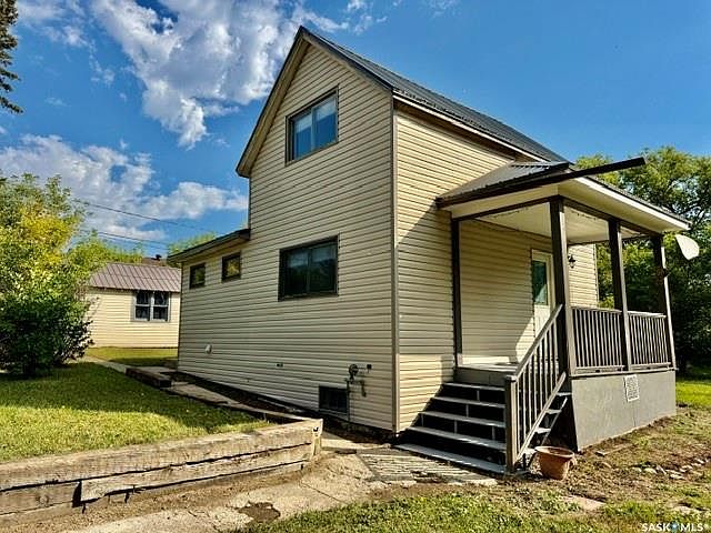 1st image of 502 Bangor AVENUE