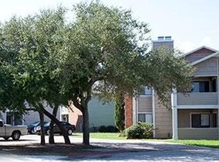 2630 Encina Dr, Rockport, TX 78382