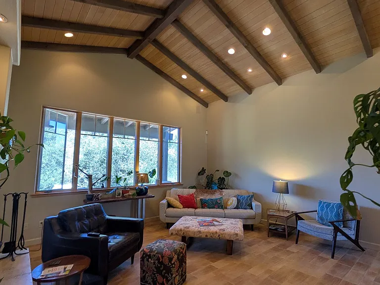 8565 Orcutt Rd — Photo 5