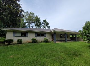 384 Old Tower Rd, Magee, MS 39111