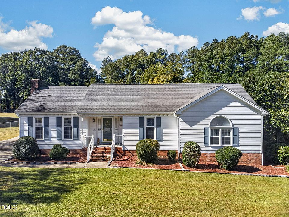 1st image of 2564 Oakes Plantation Dr