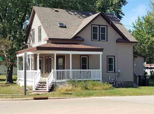 506 W Bannerman Ave, Redgranite, WI 54970