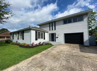 315 E B St, La Porte, TX 77571