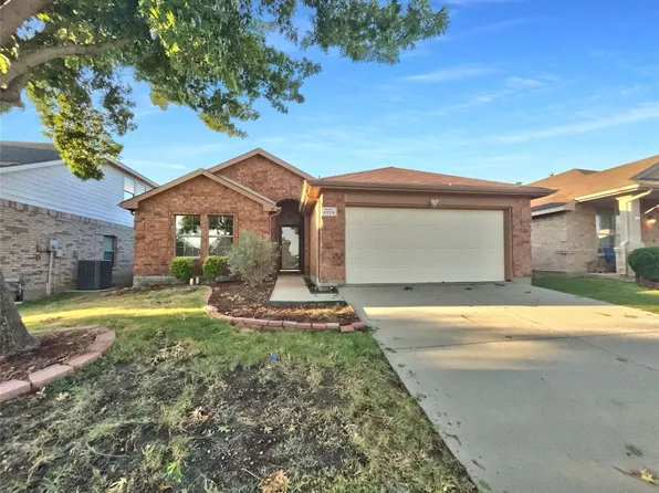 9829 Autumn Sage Dr, Fort Worth, TX 76108
