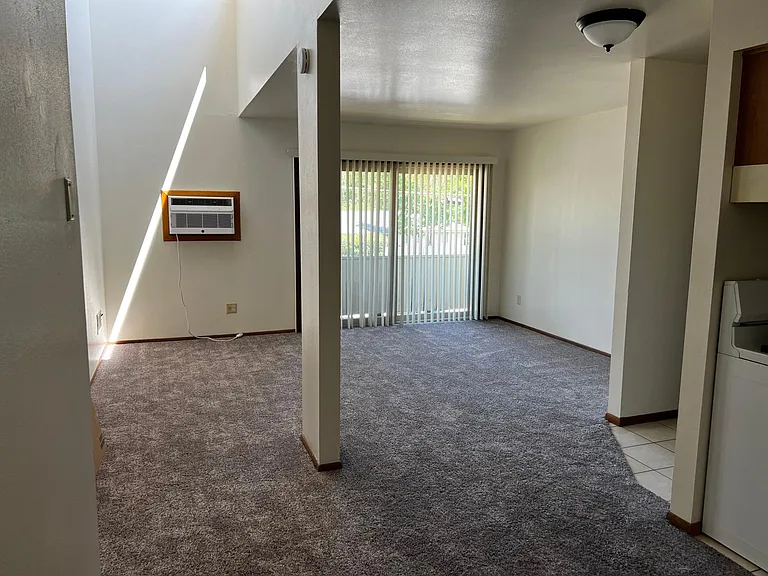 7765 W Oklahoma Ave — Photo 6