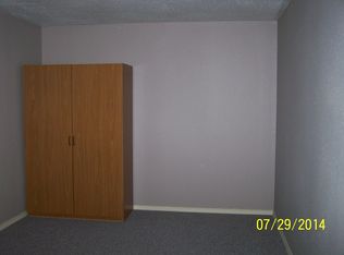 120 Hackberry Ln, Yankton, SD 57078