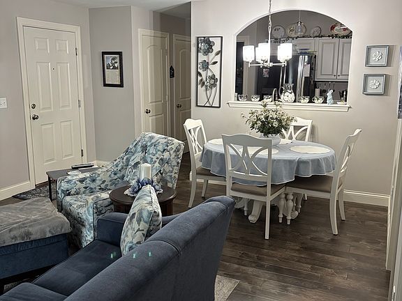 4th image of 6401 Brookfield Court Dr