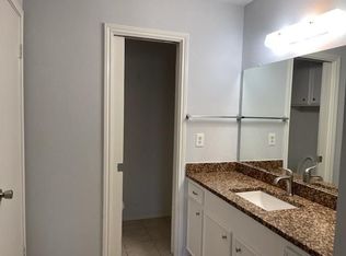 1326 Barrowgate Dr, Sugar Land, TX 77498