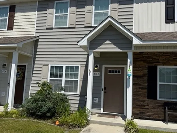 602 Ebb Tide Ln, Sneads Ferry, NC 28460