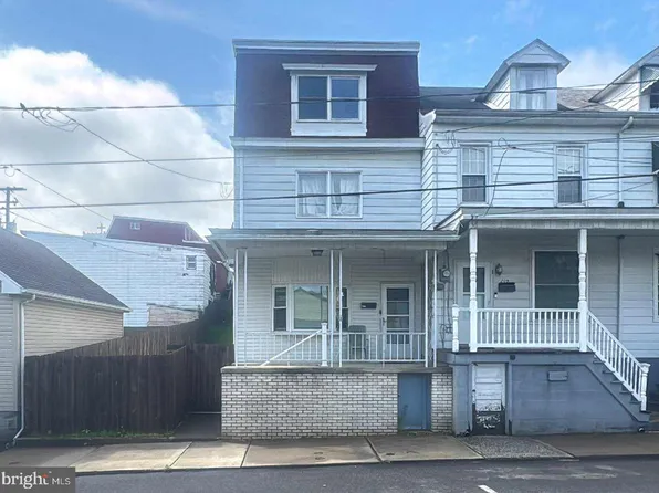 205 S 4th St, Minersville, PA 17954