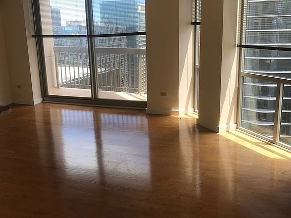 4th image of 222 N Columbus Dr APT 4409