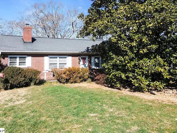 26 Rockwood Dr, Greenville, SC 29605